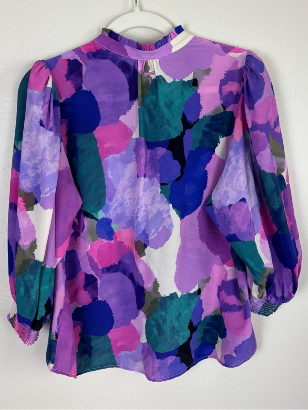 Tyler Boe Krista 100% Silk Watercolor Blouse Women’s Size Large 3/4 Sleeve - Picture 8 of 8